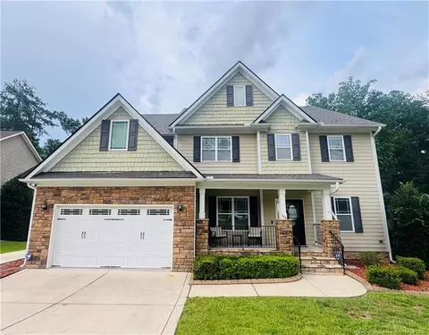 116 Springside Dr, Spring Lake, NC 28390