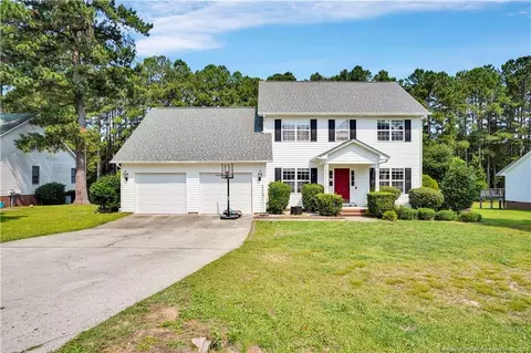 717 Stone Cross Dr, Spring Lake, NC 28390