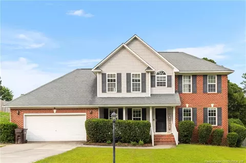 225 Woodshire Dr, Lillington, NC 27546