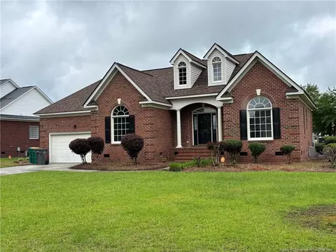 518 Maple Leaf Way, Lumberton, NC 28358