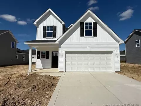 2015 Secluded Dell Rd, Fayetteville, NC 28306