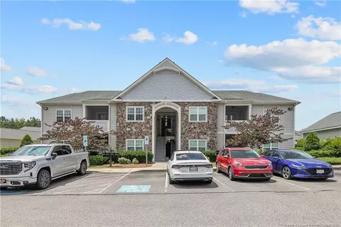 291 Gallery Dr #104, Spring Lake, NC 28390