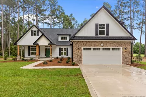 16661 Titmouse Ct, Wagram, NC 28396