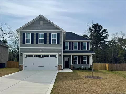 112 Ironbark Dr, Raeford, NC 28376