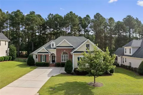 259 Rolling Pines Dr, Spring Lake, NC 28390