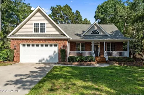 103 Sandspur Ln, West End, NC 27376