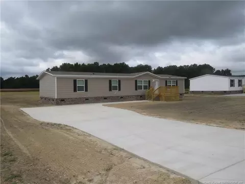 344 Barker Church Rd, Lumberton, NC 28358