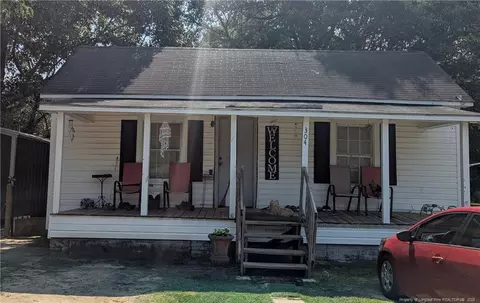 304 N Second St, Saint Pauls, NC 28384