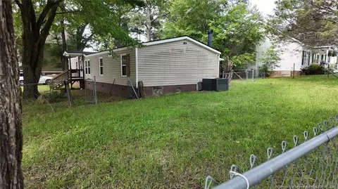 223 Seventh St, Wake Forest, NC 27587 photo 2