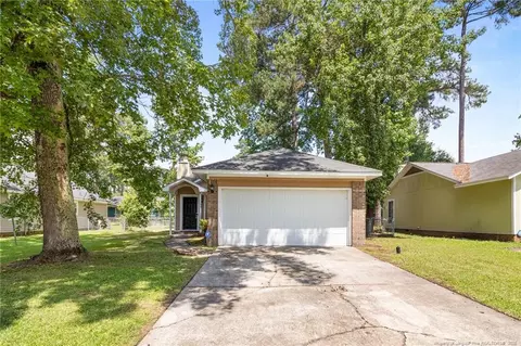 119 Deerfield Dr, Spring Lake, NC 28390