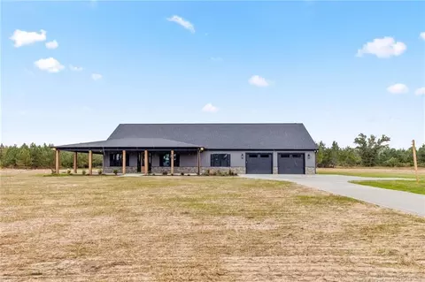 7257 Tabor Church Rd, Fayetteville, NC 28312