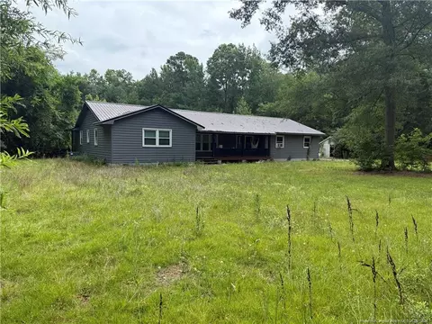 305 E Third St #E, Parkton, NC 28371 photo 3