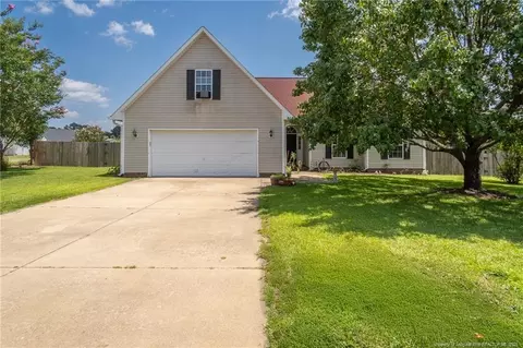 109 Hayes Ct, Raeford, NC 28376