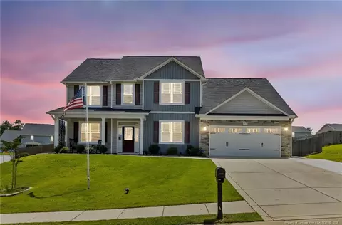 614 Angel Oak Dr, Bunnlevel, NC 28323