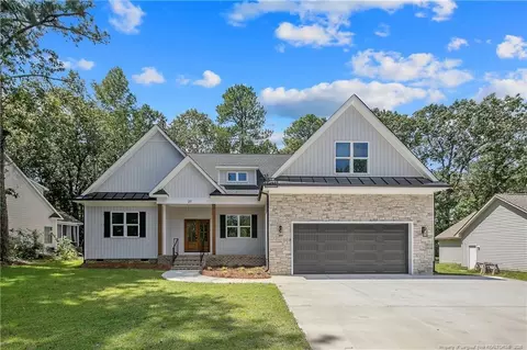 27 Lookout Pt, Sanford, NC 27332