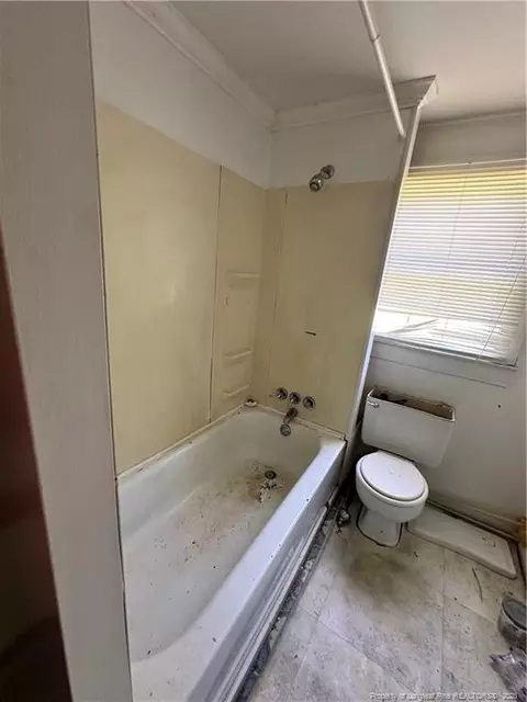 Bath - 410 W K St, Erwin, NC 28339 photo 2 of 2