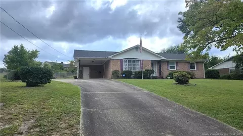 703 Roundtree Dr, Fayetteville, NC 28303