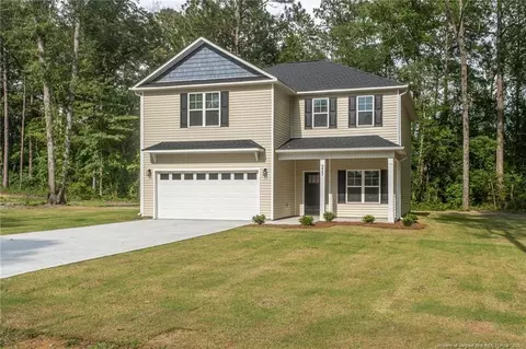222 August Ln, Raeford, NC 28376