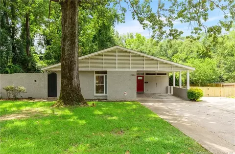 2203 Mcbain Dr, Fayetteville, NC 28305