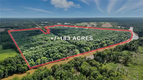 5725 River Rd, Wade, NC 28395