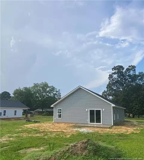412 Maple St, Roseboro, NC 28382 photo 7