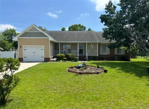 7453 Avila Dr, Fayetteville, NC 28314