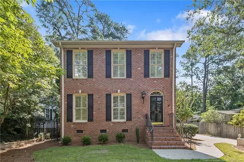 213 Valley Rd, Fayetteville, NC 28305