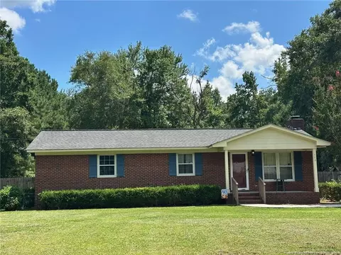 128 Hood Rd, Lumberton, NC 28358