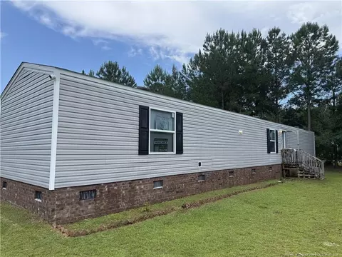 185 Mccoy Rd, Hoffman, NC 28347