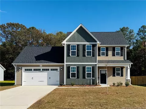282 Sacksonia St, Raeford, NC 28376