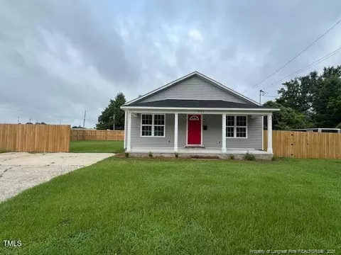 301 W Duke St, Dunn, NC 28334