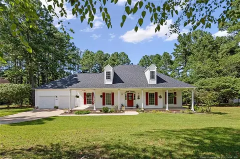607 Stone Cross Dr, Spring Lake, NC 28390