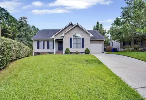 334 Porterfield Ct, Fayetteville, NC 28301