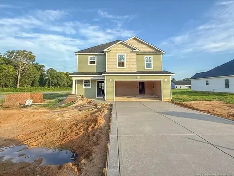 11 Tango Cir, Parkton, NC 28371