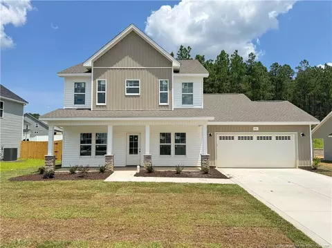 711 Southerland Peak Dr, Raeford, NC 28376