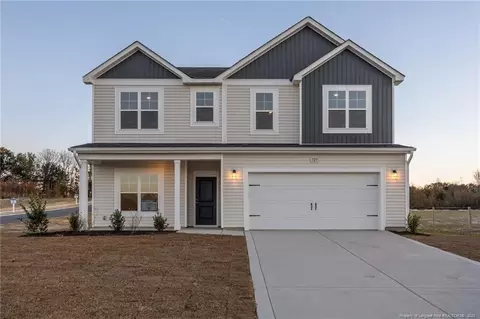 323 Ashley Heights Dr, Aberdeen, NC 28315