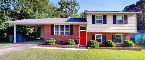 1617 Diplomat Dr, Fayetteville, NC 28304