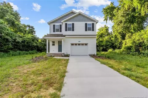 455 S Gaines St, Southern Pines, NC 28387