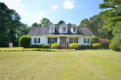 2125 Yeager St, Eastover, NC 28312