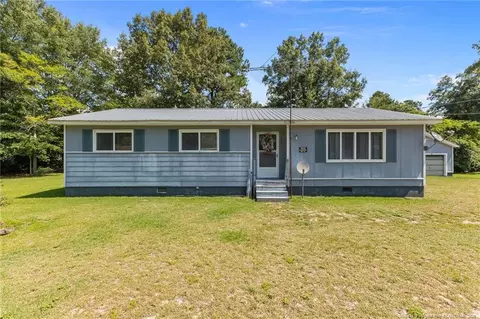 103 Valley Dr, Lumber Bridge, NC 28357