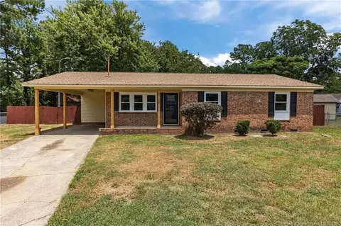 5708 Comstock Ct, Fayetteville, NC 28303