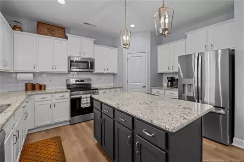 Kitchen - 125 Solomon Dr, Cameron, NC 28326 photo 2 of 5