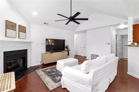 Entry Way - 162 Fallingleaf Dr, Raeford, NC 28376 photo 2 of 3