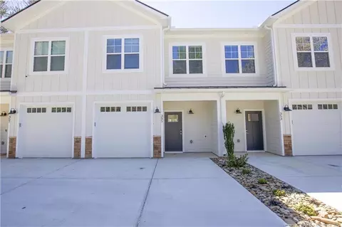 355 James St, Vass, NC 28394