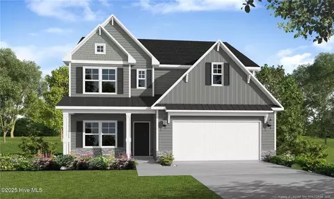 412 Redwater Trl, Aberdeen, NC 28315