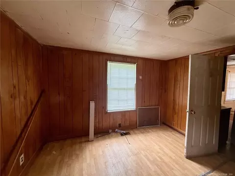 710 Pine St, Hamlet, NC 28345 photo 6