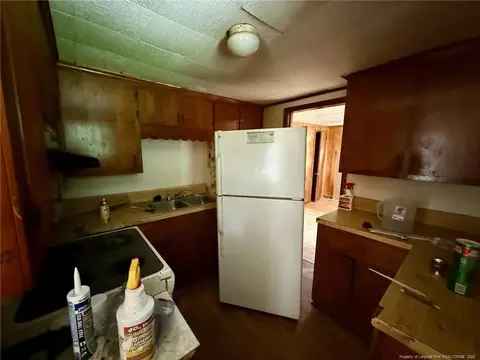 710 Pine St, Hamlet, NC 28345 photo 8