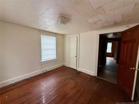 710 Pine St, Hamlet, NC 28345 photo 4