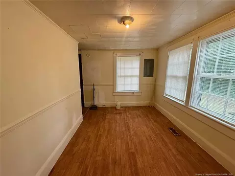 710 Pine St, Hamlet, NC 28345 photo 7