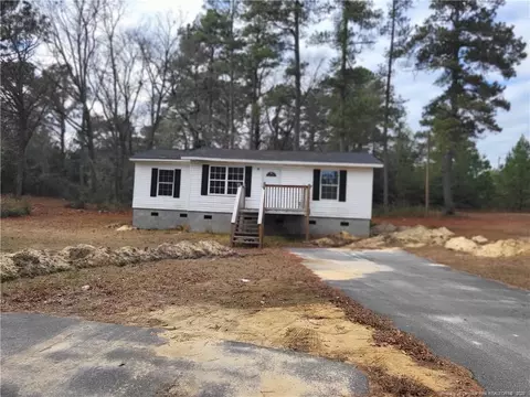 745 Mcarthur Rd, Fayetteville, NC 28311